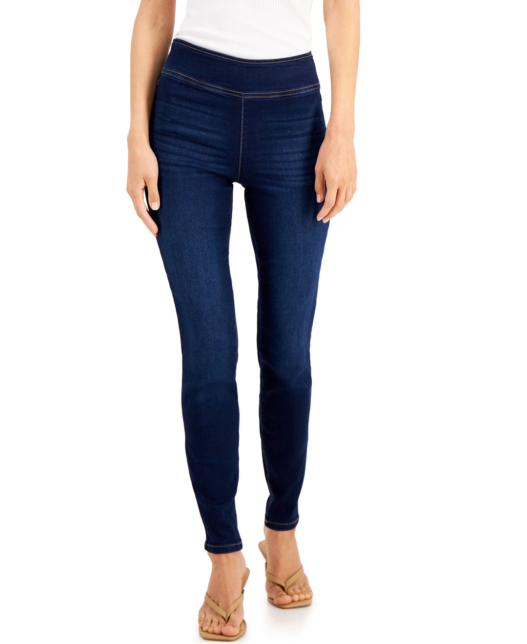 Petite Pull-On Jeggings