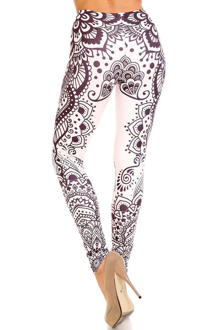 Creamy Soft Creamy Tribal Mandala Extra Plus Size Leggings - 3X-5X - USA Fashion