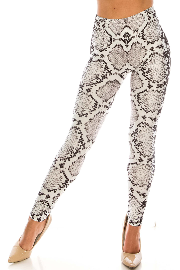 Creamy Soft Ivory Python Extra Plus Size Leggings - 3X-5X - USA Fashion