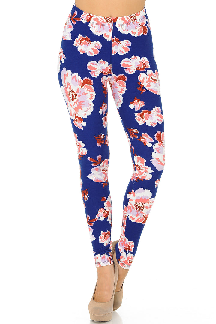 Buttery Smooth Blooming Floral On Blue Leggings