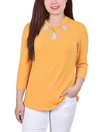Petite 3/4 Sleeve Knit Crepe Studded Keyhole Top
