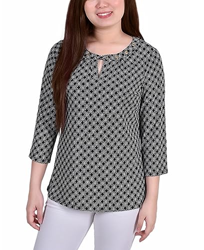 Petite Size 3/4 Sleeve Grommet Top