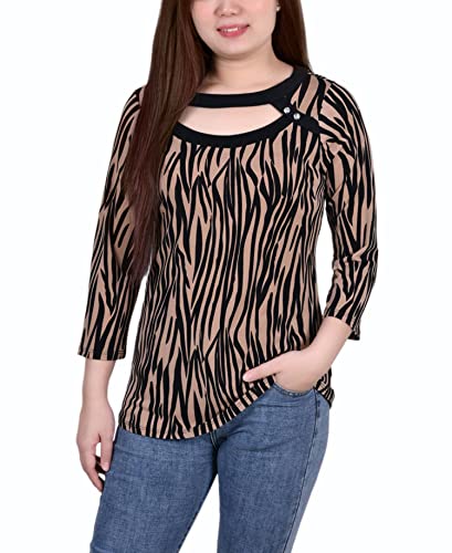 NY Collection Petite 3/4 Sleeve With Combo Bands Front Cutout Top