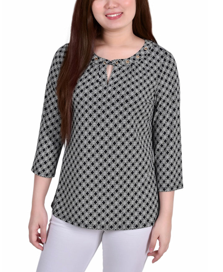 Petite Size 3/4 Sleeve Grommet Top