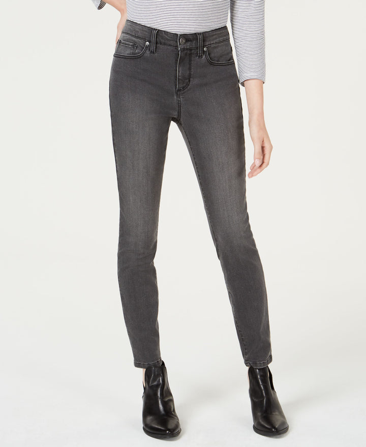 Maison Jules Mid Rise Ankle Jeans