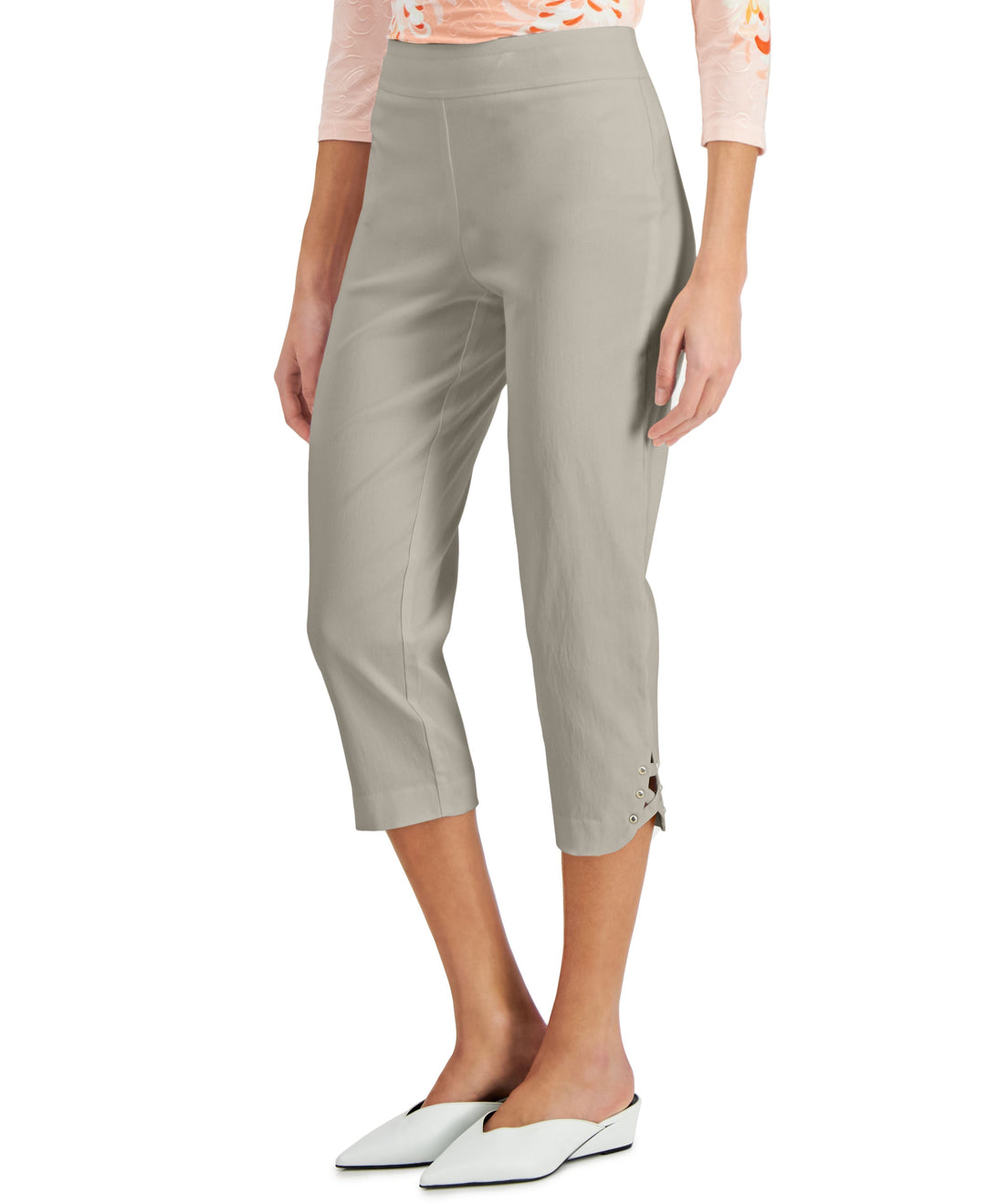 JM Collection Lattice Hem Capri Pants