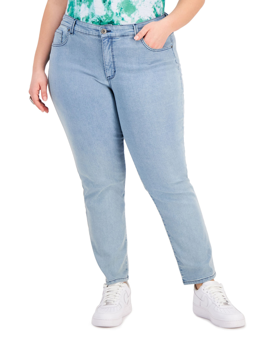 Plus Size High-Rise Straight Jeans