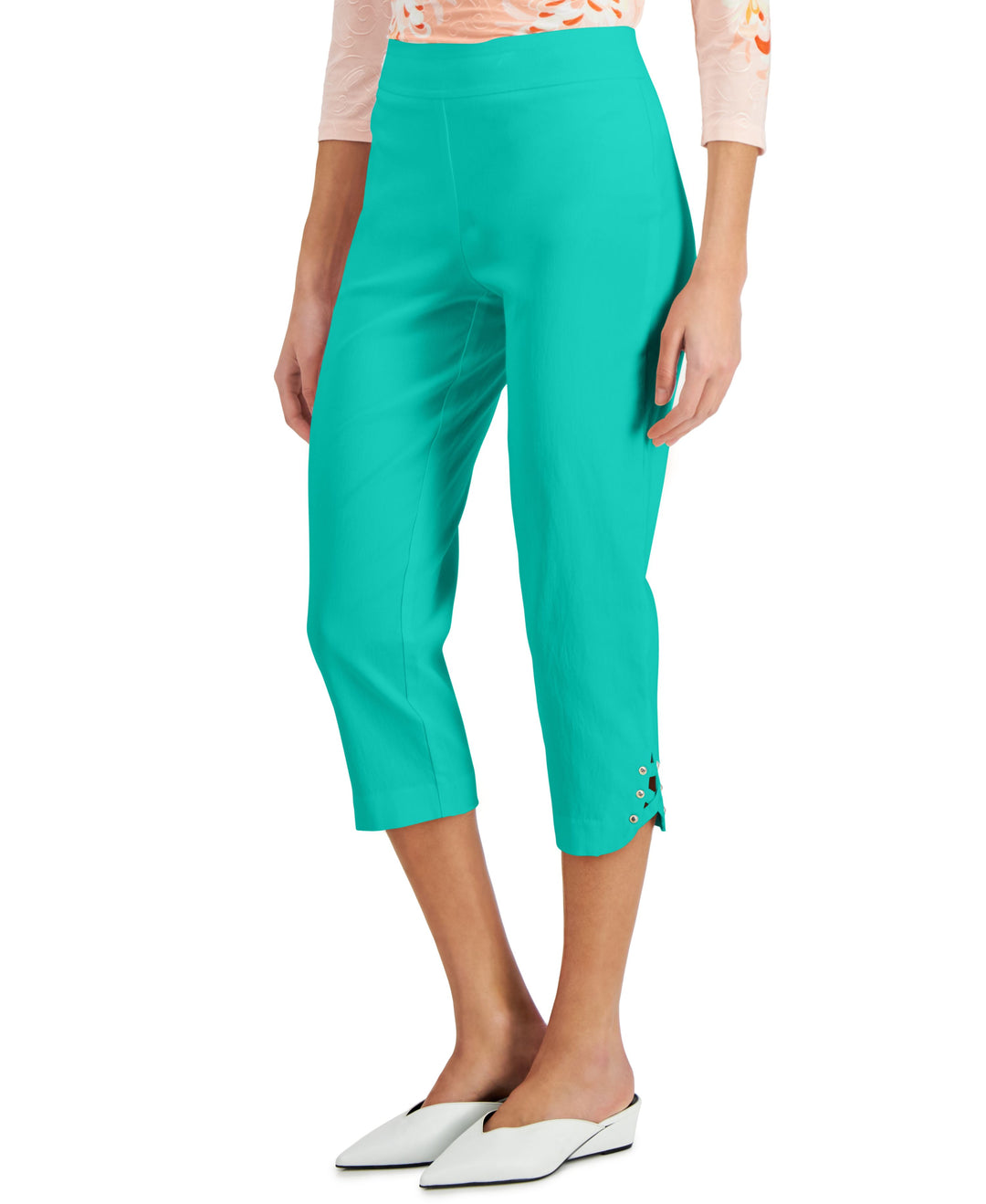 JM Collection Lattice Hem Capri Pants