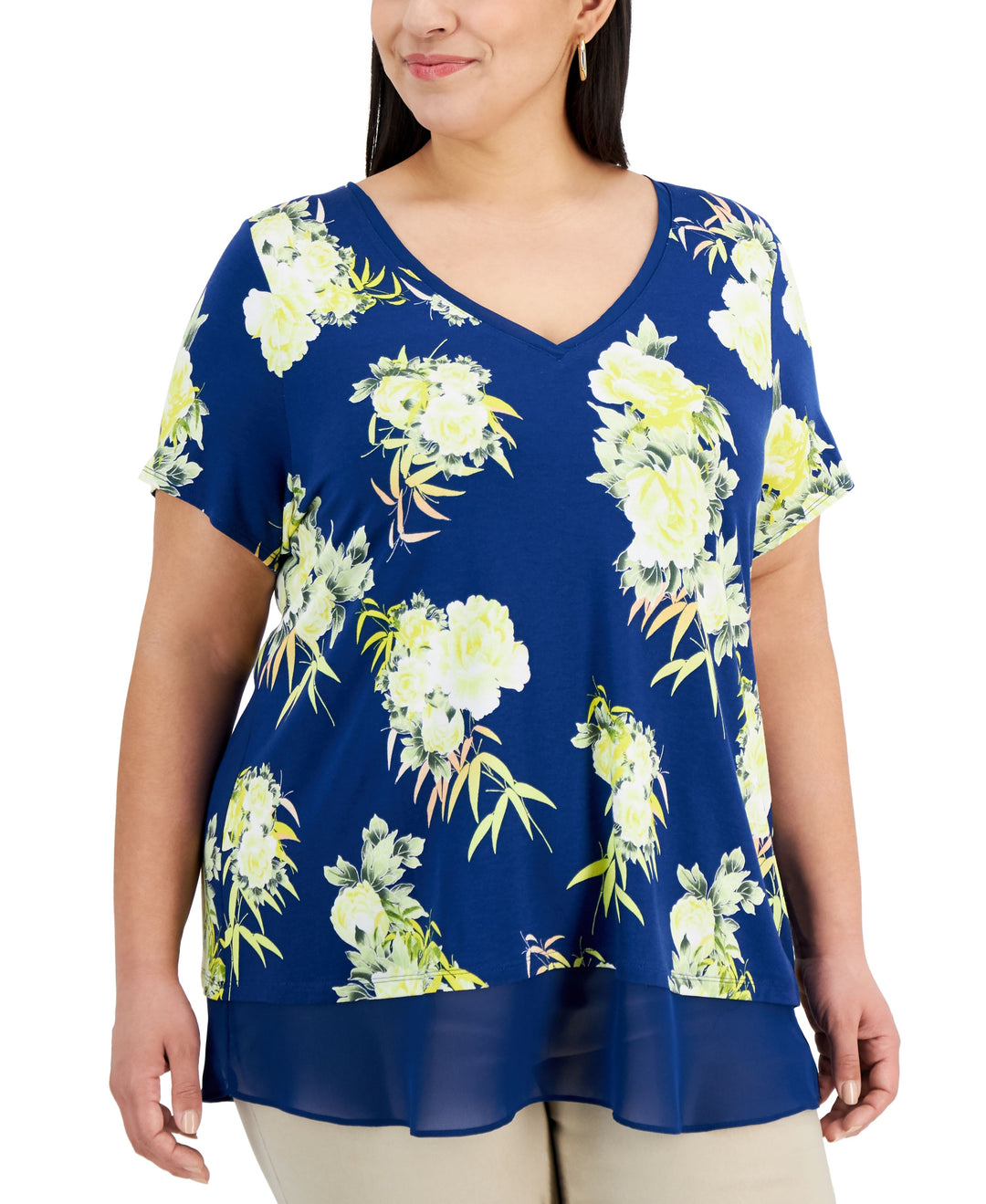 JM Collection Plus Size V Neck Printed Top
