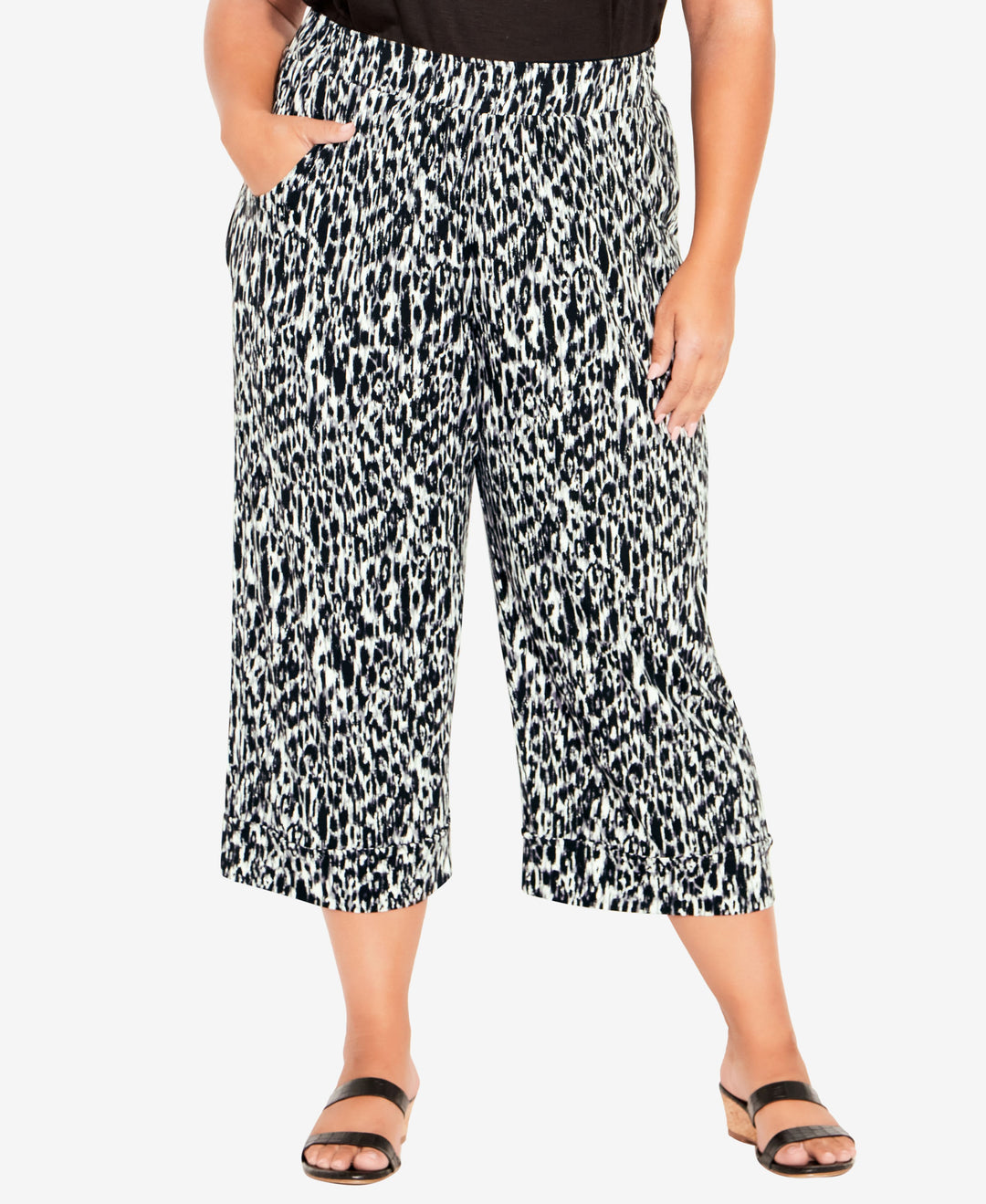 Plus Size Knit Culotte Print Pants