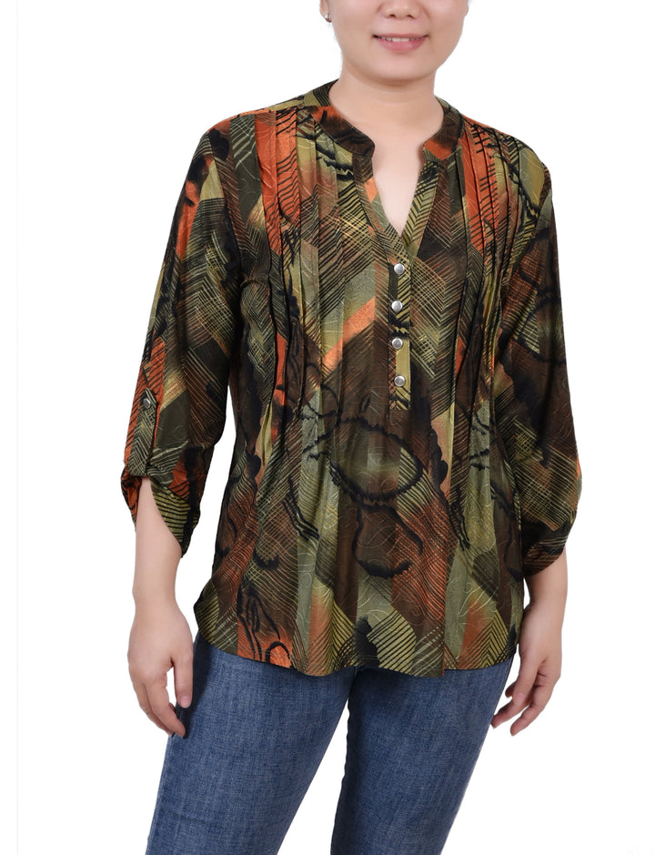 Petite 3/4 Roll Tab Sleeve Printed Pintuck Top