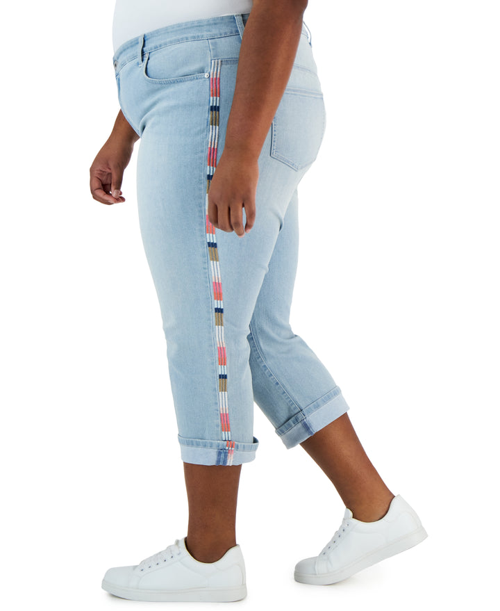 Plus Size Curvy Cuffed Capri Jeans Sol Embroidered 24W