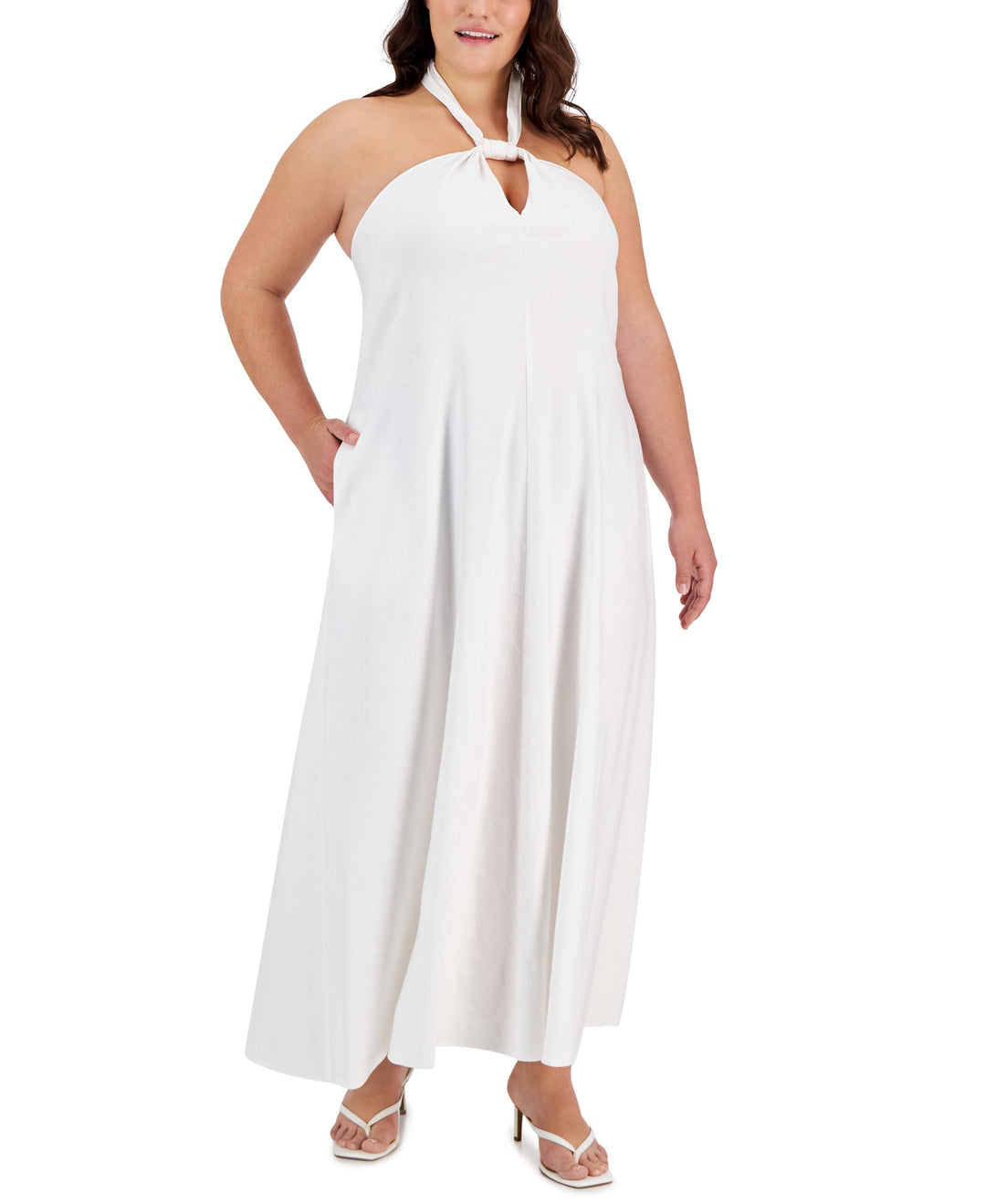 Plus Size Keyhole Halter-Neck Maxi Dress USAFashion Plus Size Keyhole Halter-Neck Maxi Dress USAFashion