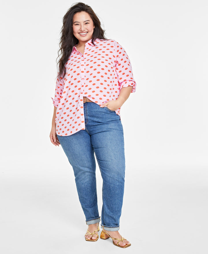 Plus Size Lip-Print Shirt