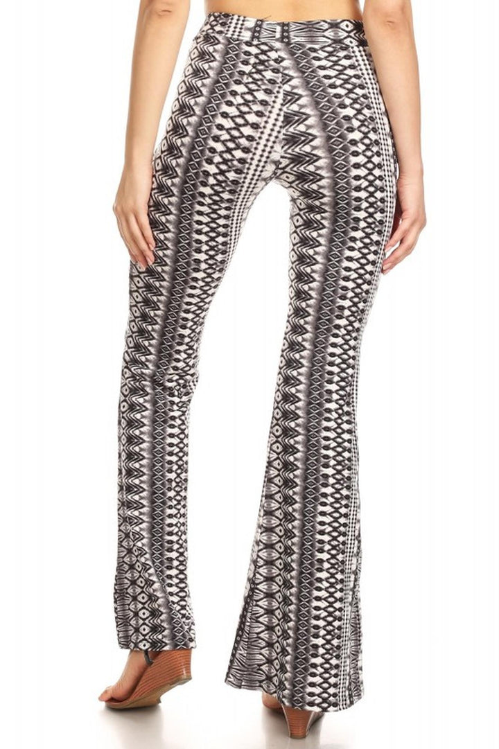 Buttery Soft Vertical Motion Bell Bottom Leggings