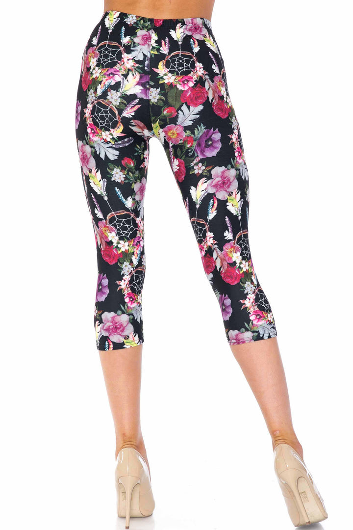 Creamy Soft Floral Dreamcatcher Extra Plus Size Capris - 3X-5X - USA Fashion