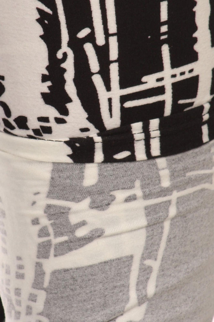 Buttery Smooth Splattered Lines Extra Plus Size Leggings - 3X-5X
