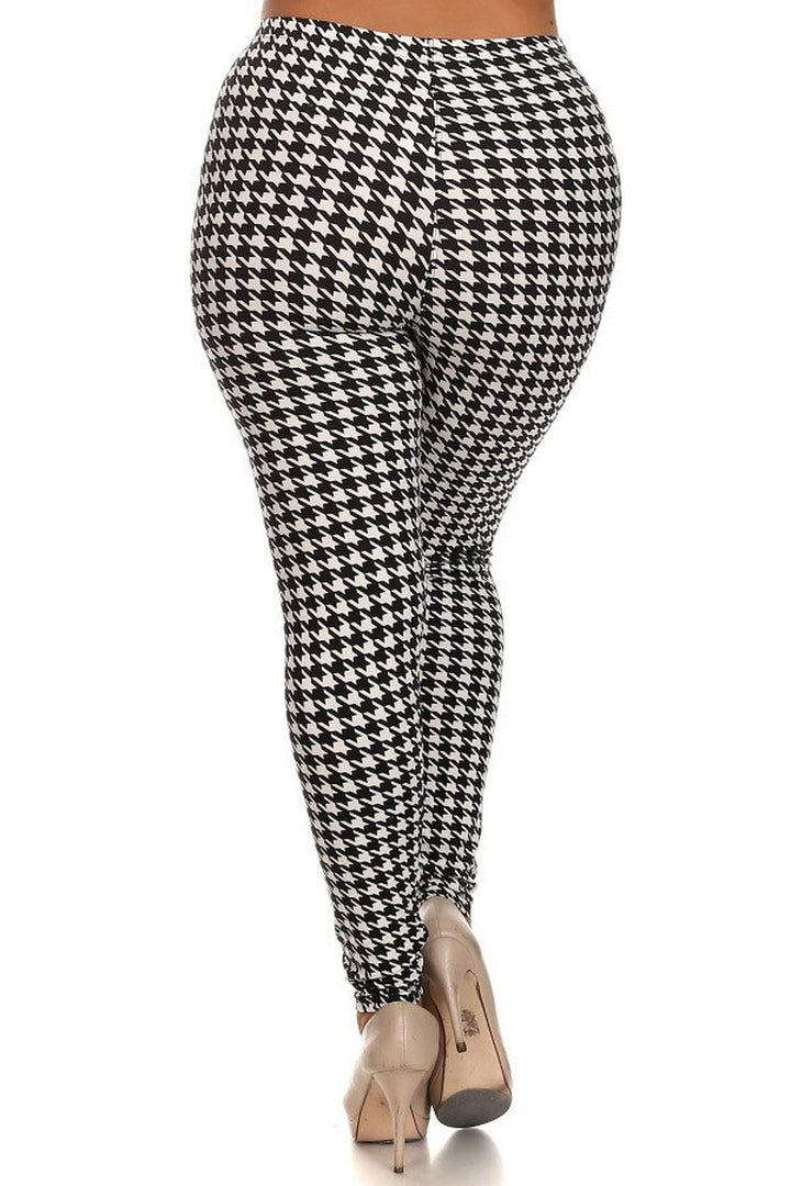 Buttery Smooth Black and White Houndstooth Extra Plus Size Leggings - 3X-5X