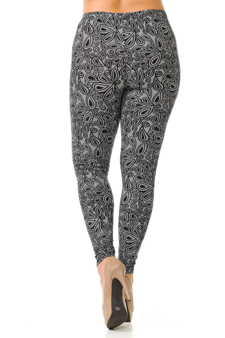 Buttery Smooth Netted Petal Extra Plus Size Leggings - 3X-5X