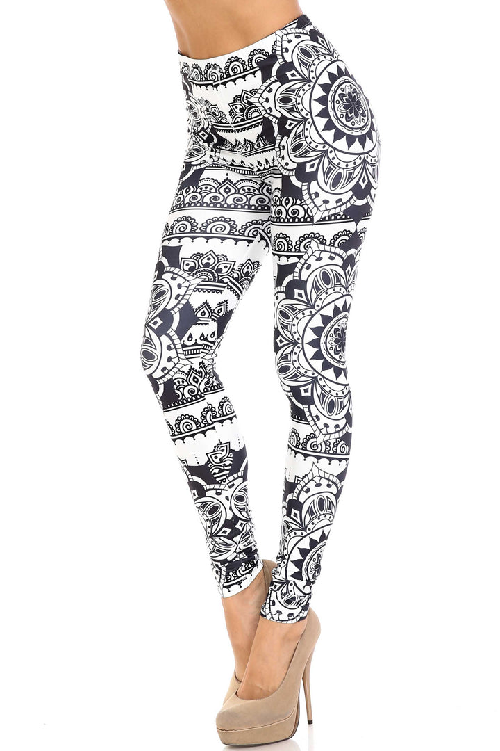 Creamy Soft Monochrome Mandala Extra Plus Size Leggings - 3X-5X - By USA Fashion