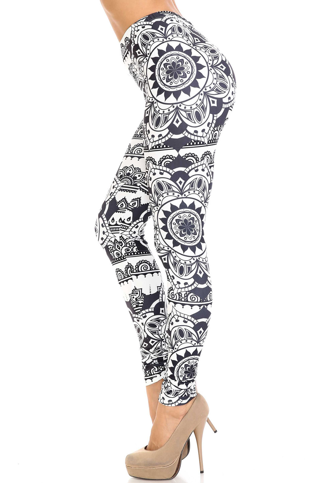 Creamy Soft Monochrome Mandala Extra Plus Size Leggings - 3X-5X - By USA Fashion