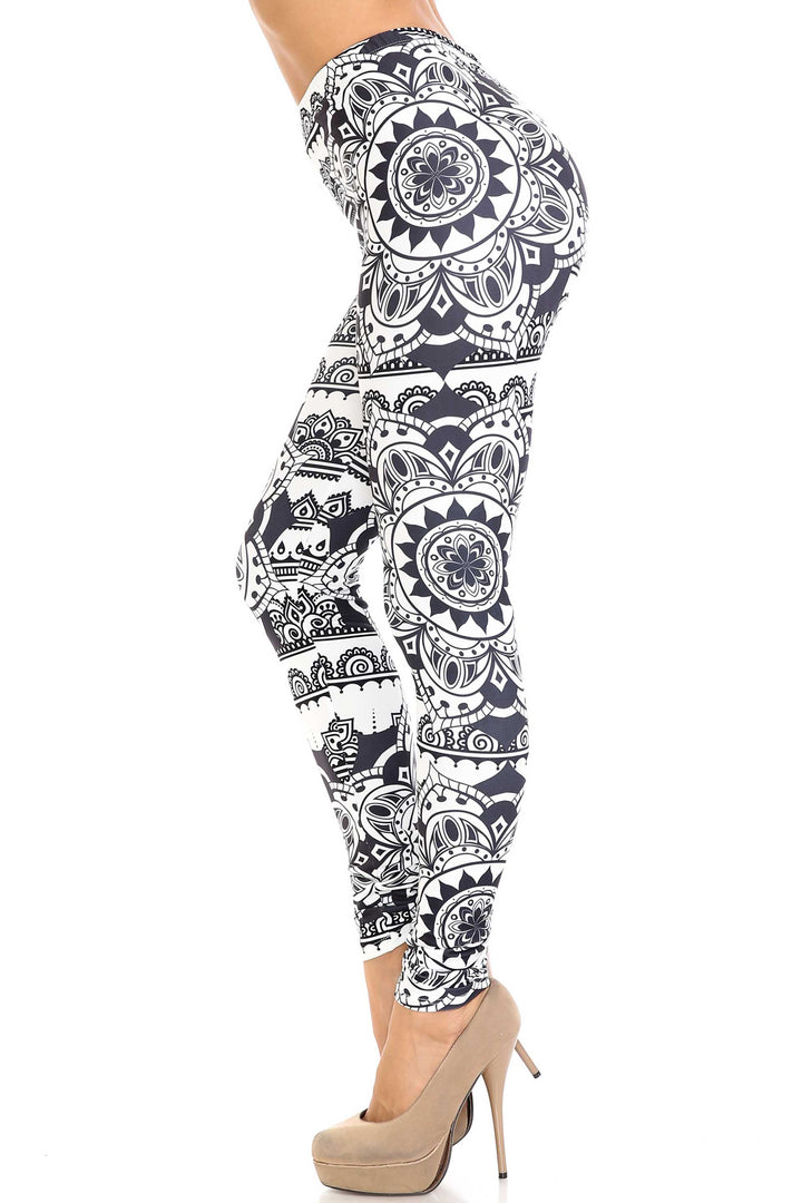 Creamy Soft Monochrome Mandala Extra Plus Size Leggings - 3X-5X - By USA Fashion