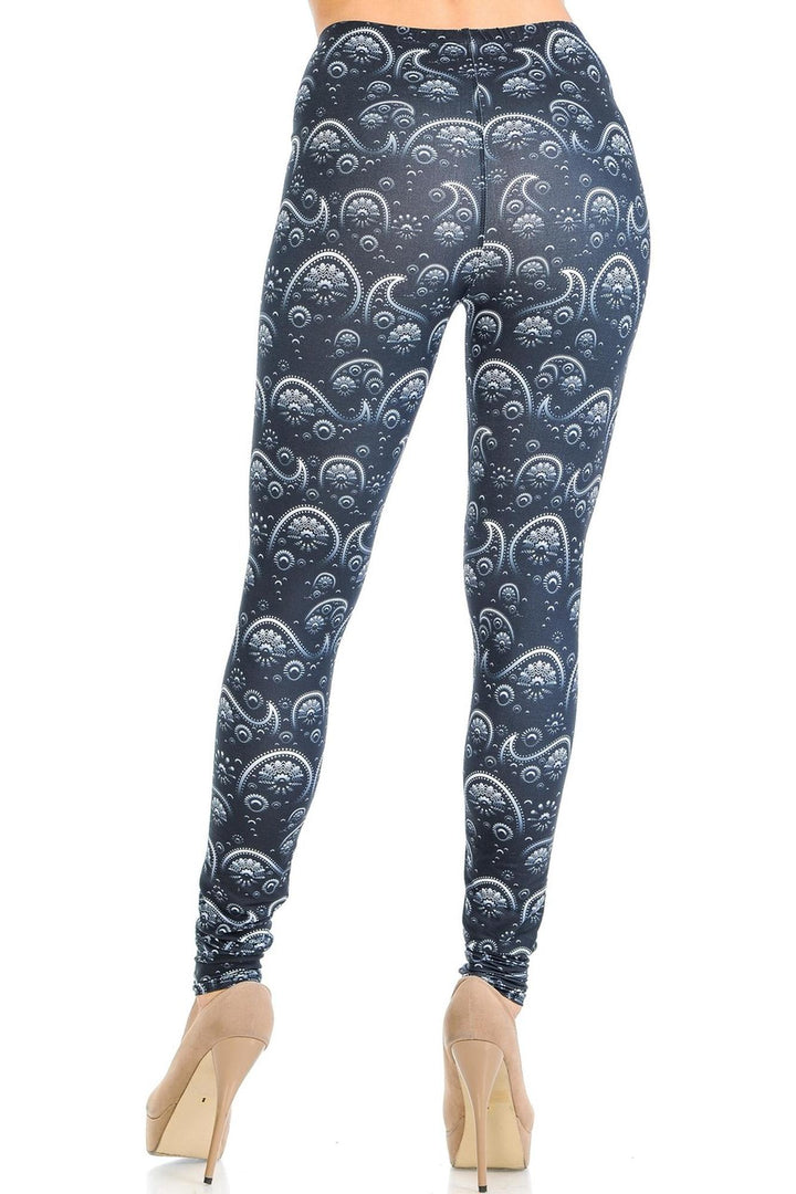 Creamy Soft Fading Paisley Leggings - Signature Collection