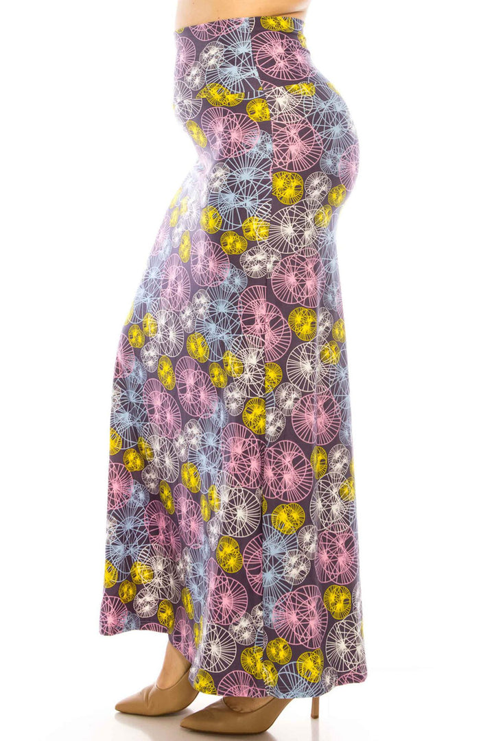 Buttery Soft Geometric Spindles Plus Size Maxi Skirt