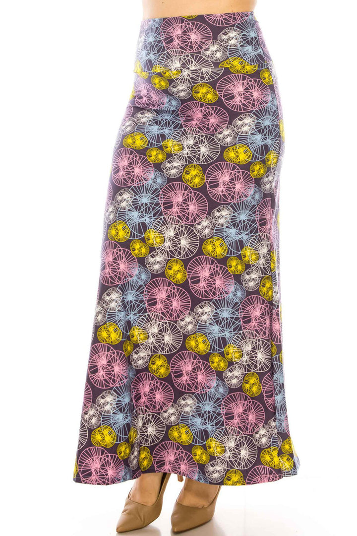 Buttery Soft Geometric Spindles Plus Size Maxi Skirt