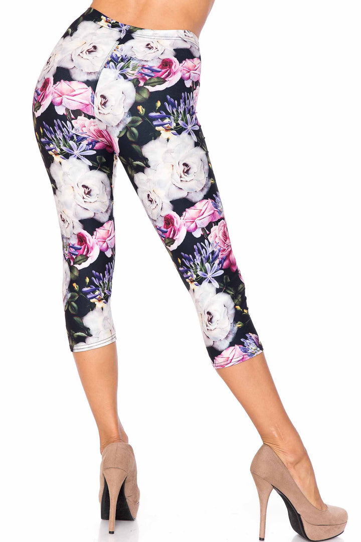 Creamy Soft Floral Garden Bouquet Plus Size Capris - USA Fashion