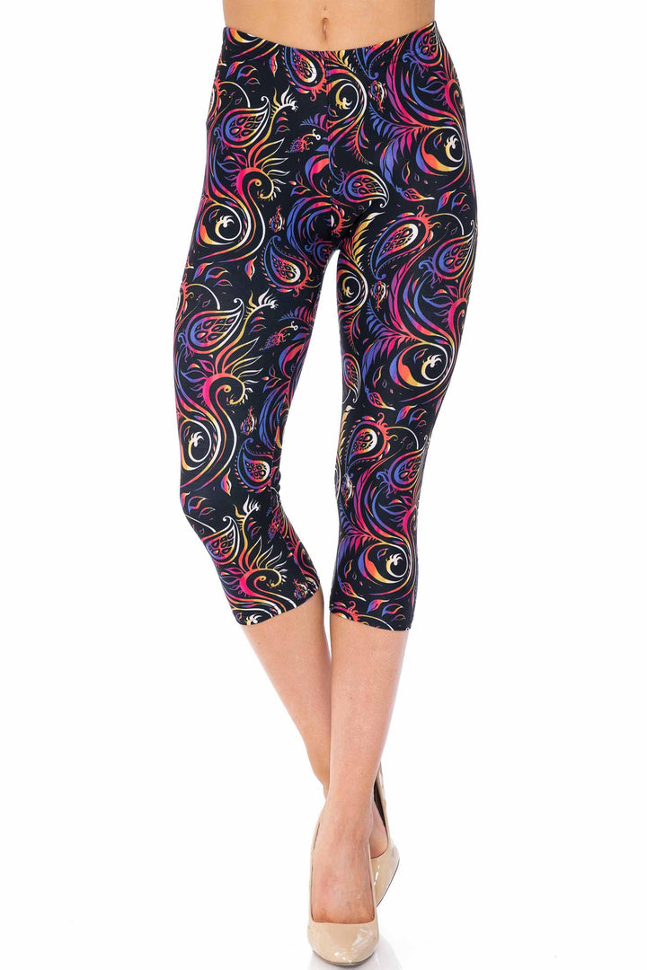 Creamy Soft Ombre Paisley Swirl Plus Size Capris - USA Fashion
