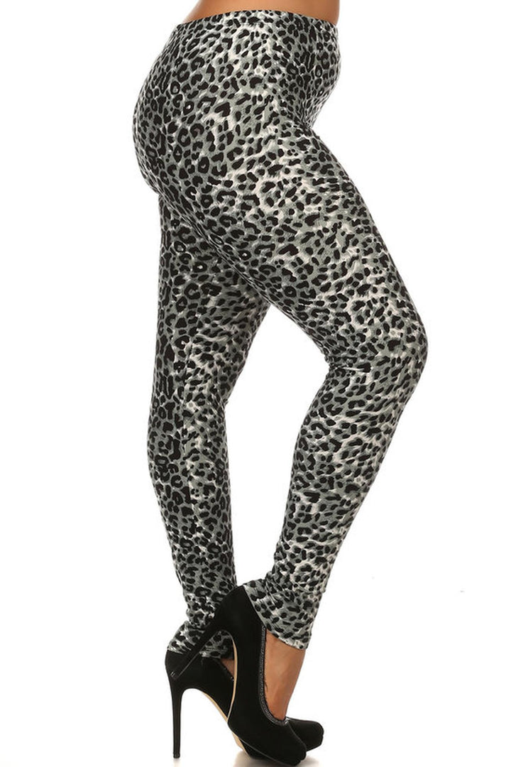 Buttery Smooth Snow Leopard Plus Size Leggings