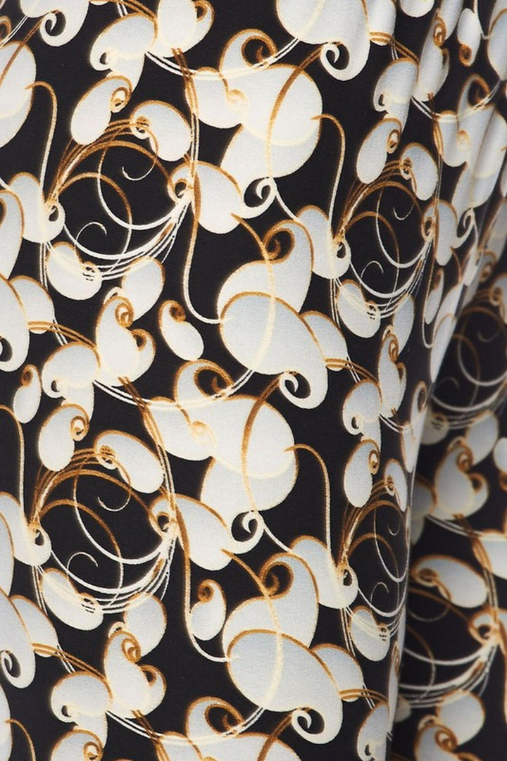 Buttery Smooth Ivory Petals Plus Size Leggings