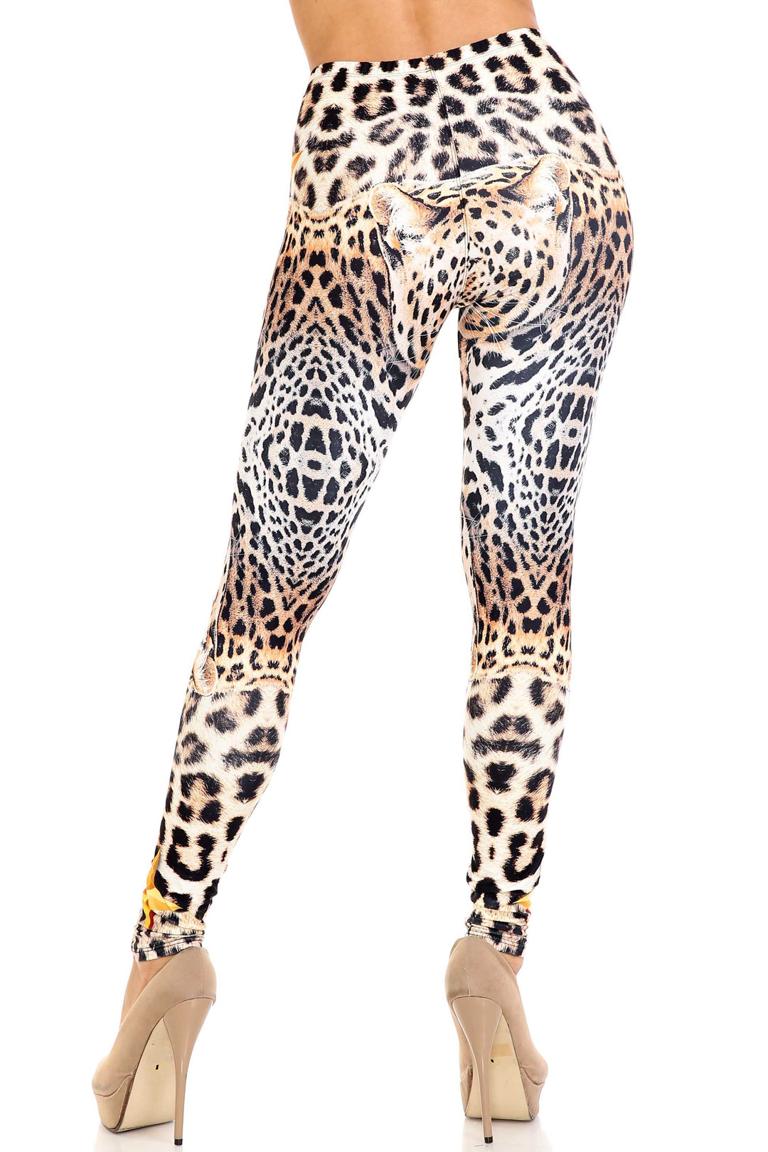 Creamy Soft Leopard Star Plus Size Leggings - USA Fashion