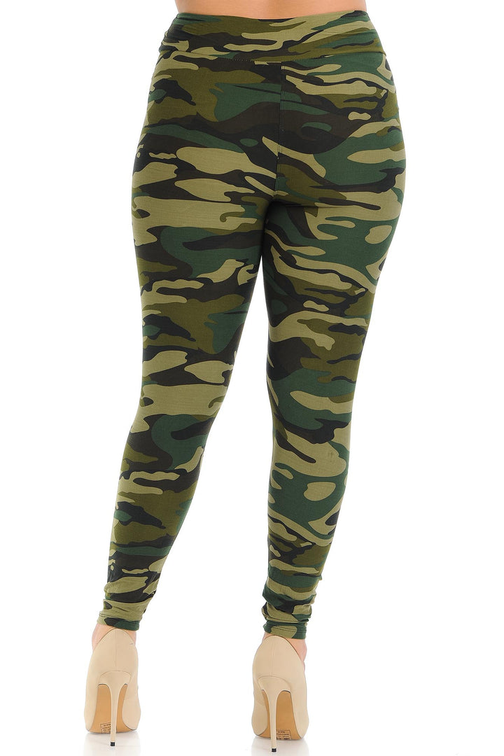Buttery Smooth Green Camouflage High Waisted Plus Size Leggings - EEVEE