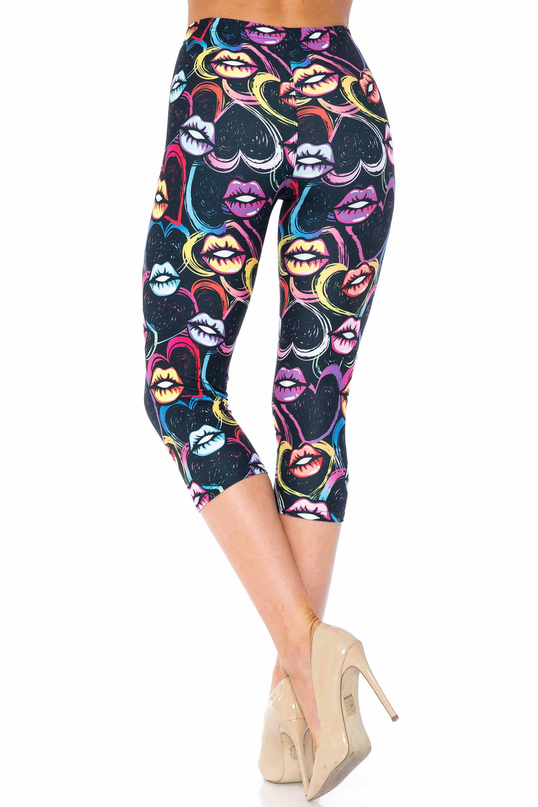 Creamy Soft Colorful Lips and Hearts Capris - USA Fashion