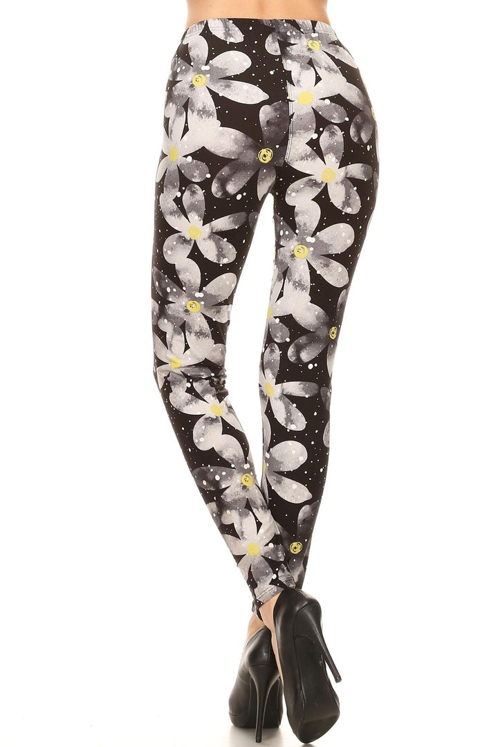 Buttery Smooth Evening Snow Daisy Leggings