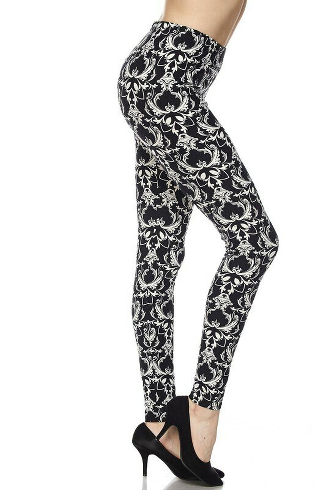 Buttery Smooth Baroque Wreath Leggings