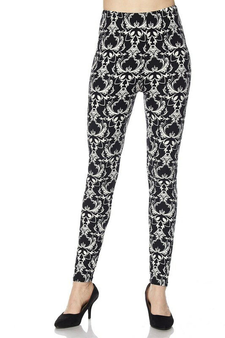 Buttery Smooth Baroque Wreath Leggings