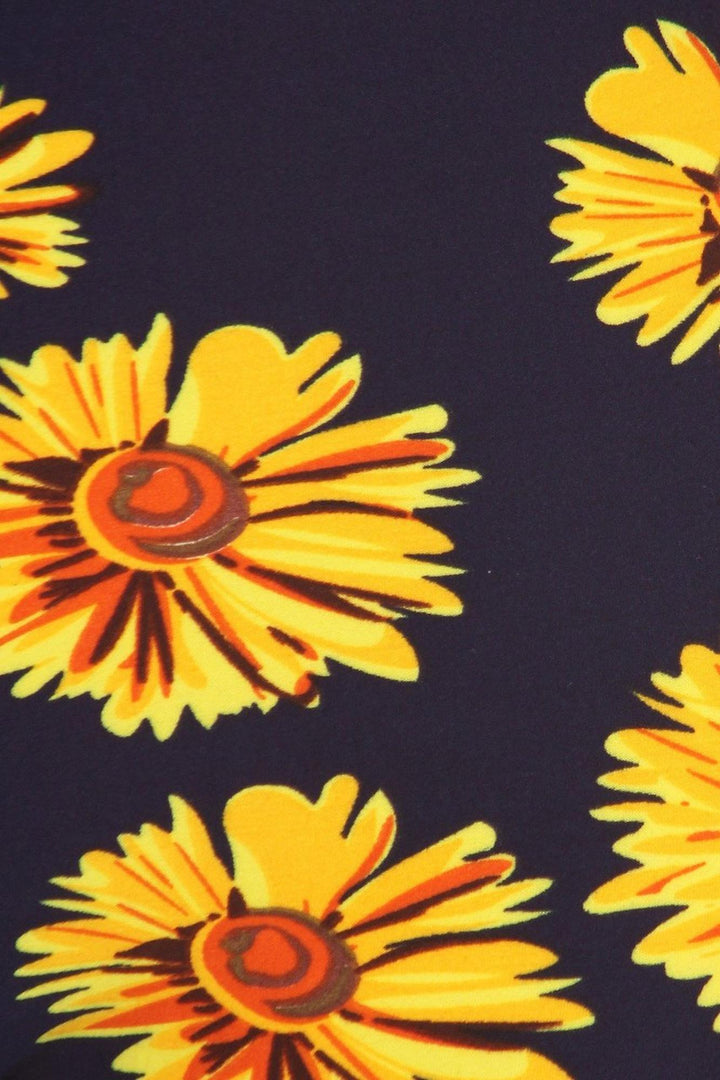 Buttery Smooth Summer Daisy Leggings