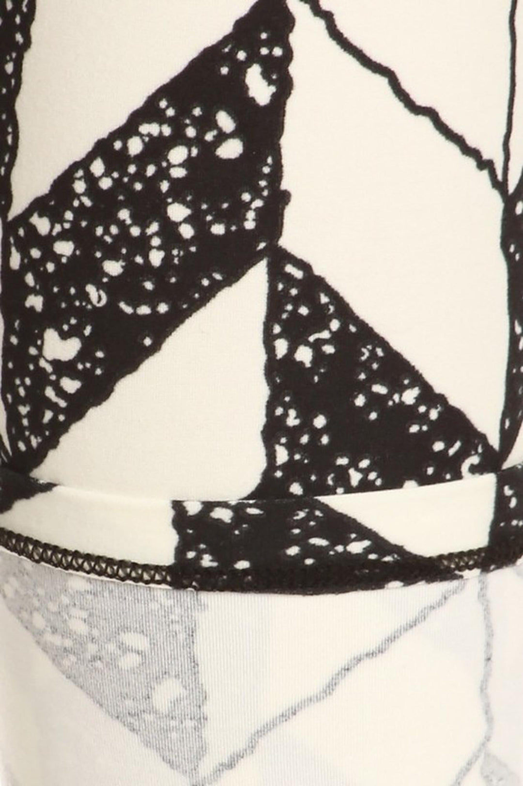 Buttery Smooth Black and White Chevron Leggings