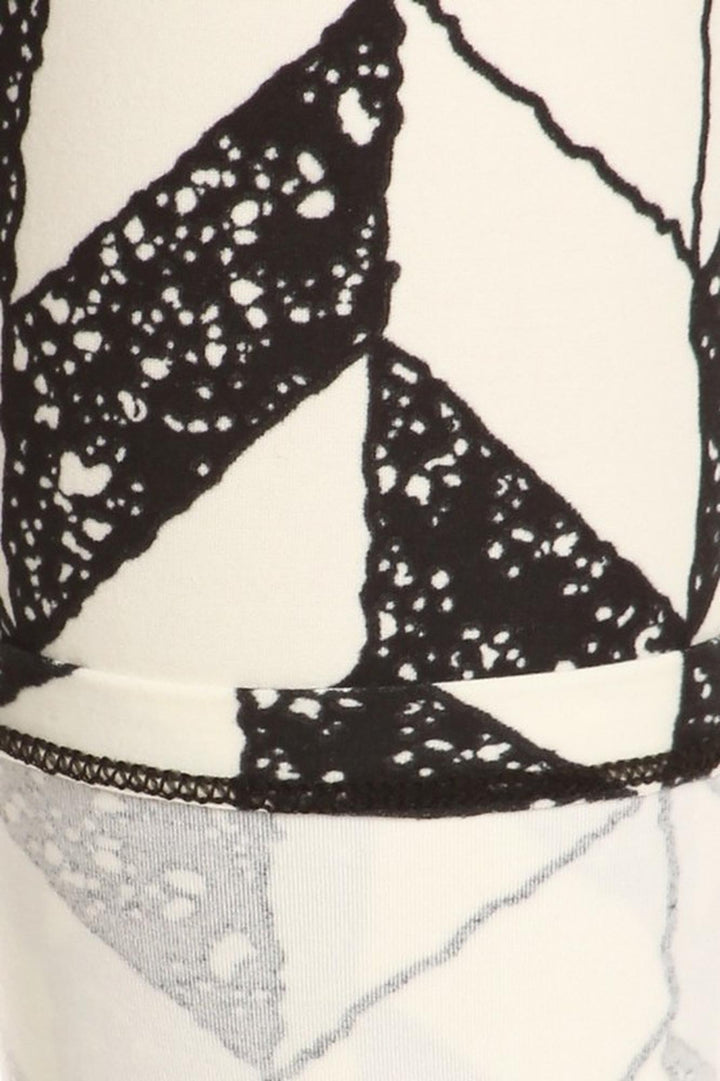 Buttery Smooth Black and White Chevron Leggings