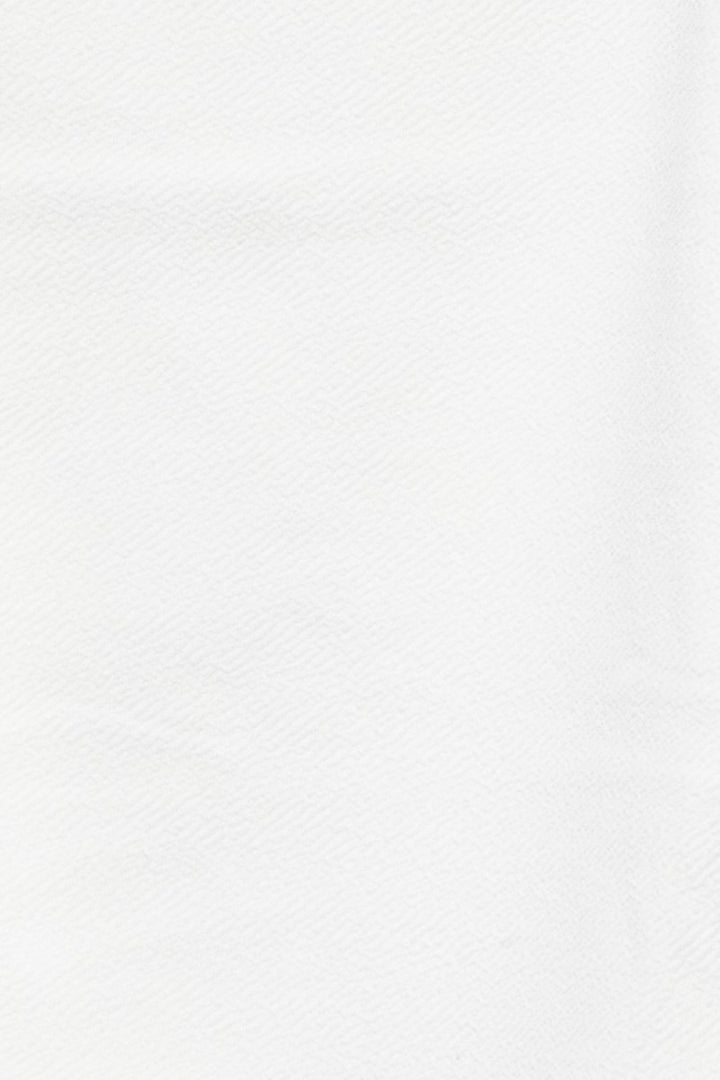 Liverpool Fabric Zigzag Neckline Spaghetti Strap Crop Top