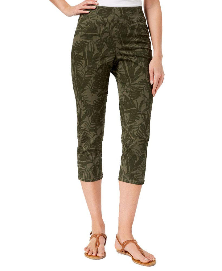 Printed Pull-On Capri Pants
