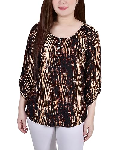 Petite 3/4 Push Tab Round Neck Henley Top