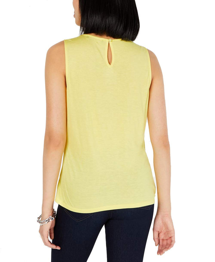 Twist Front Top