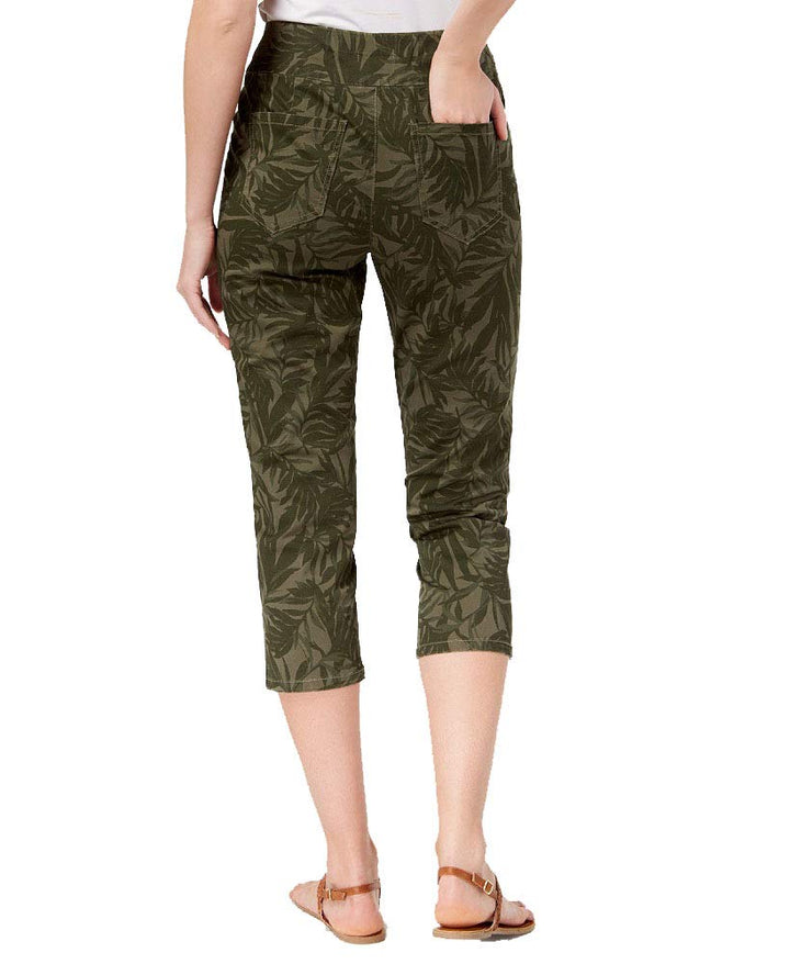 Printed Pull-On Capri Pants