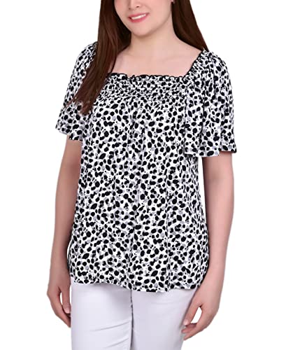 Petite Smocked Front Short Sleeve Square Neck Crepe Top