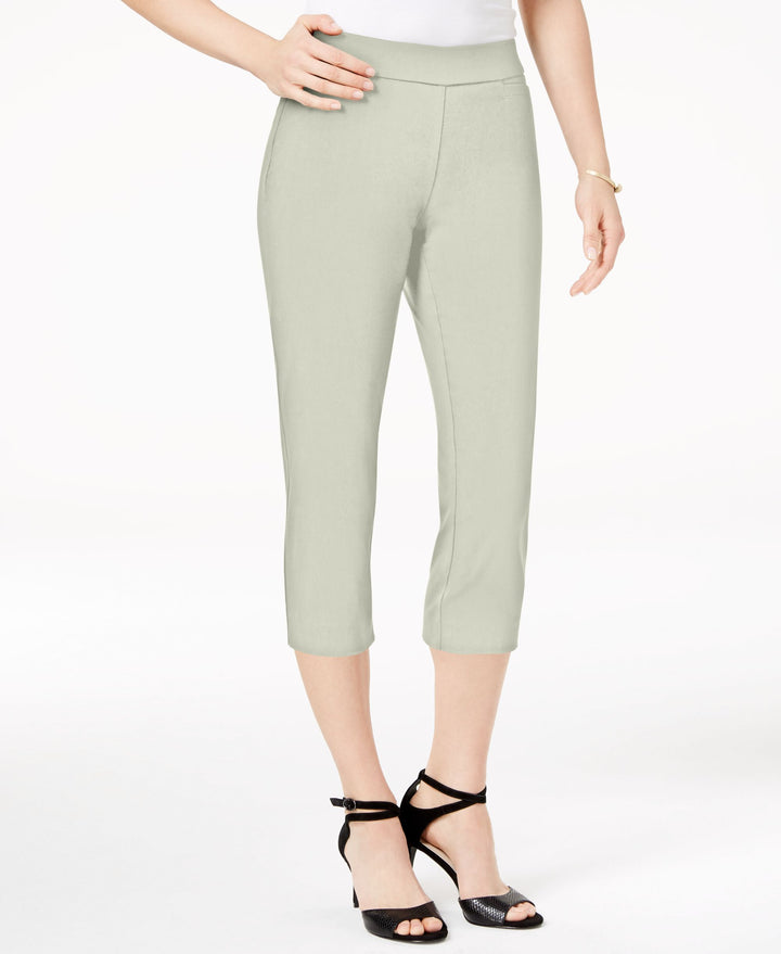 JM Collection Petite Pull On Capri Pants