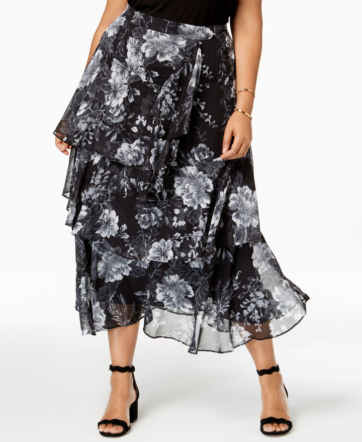 Plus Size Printed Tiered Skirt